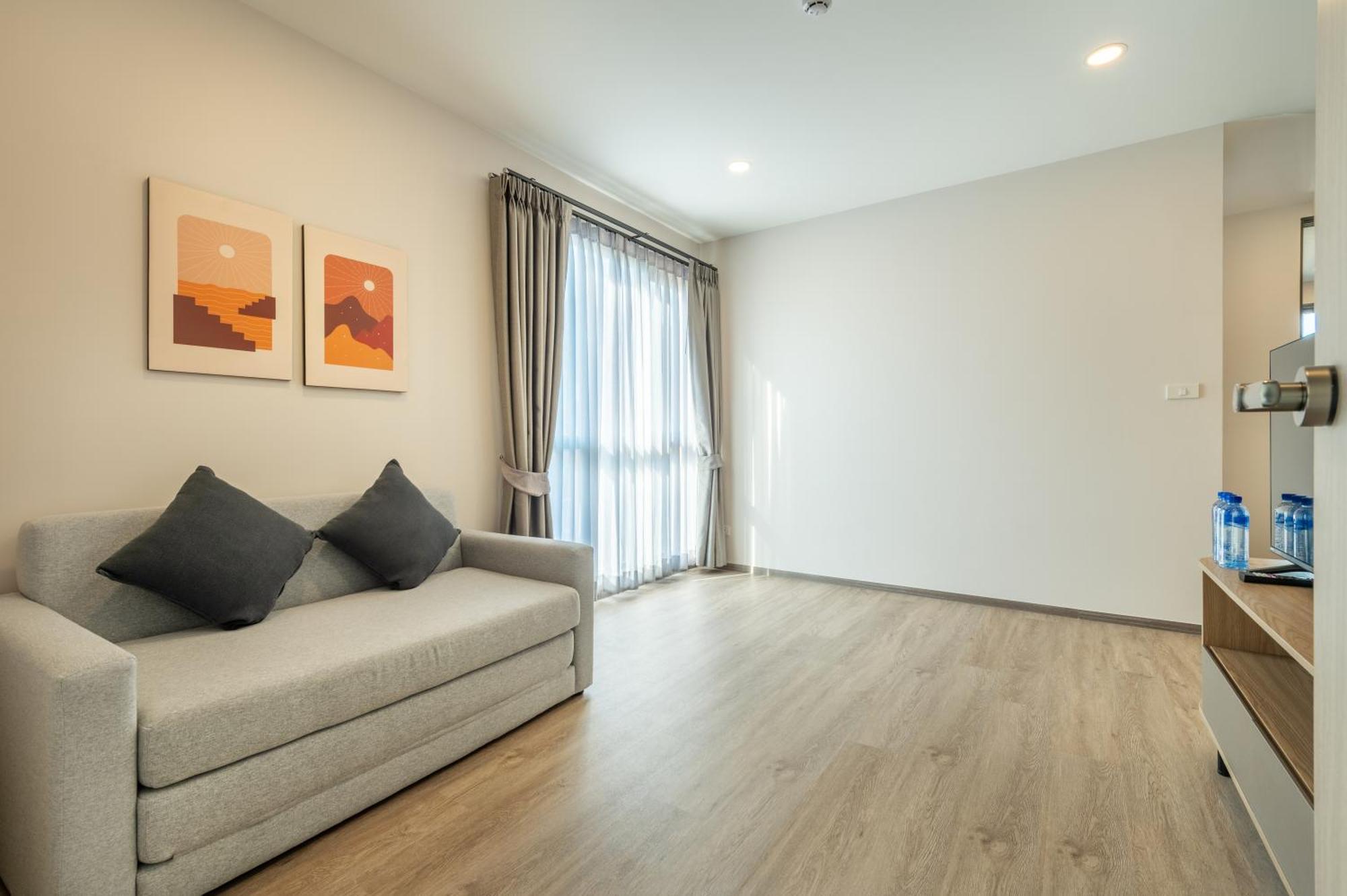 Salaya One Hotel & Service Apartment 외부 사진