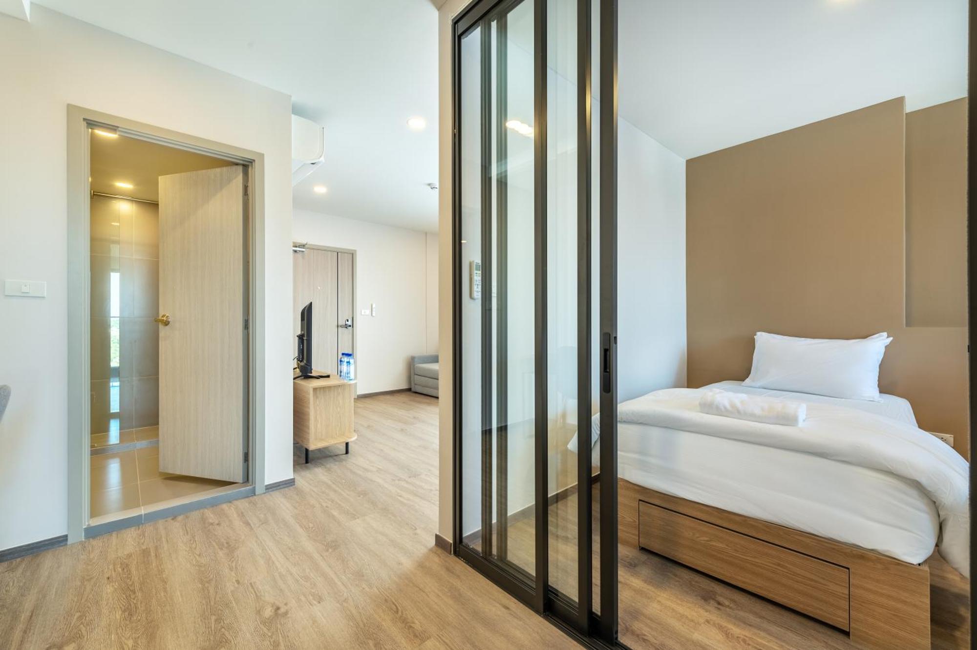 Salaya One Hotel & Service Apartment 외부 사진