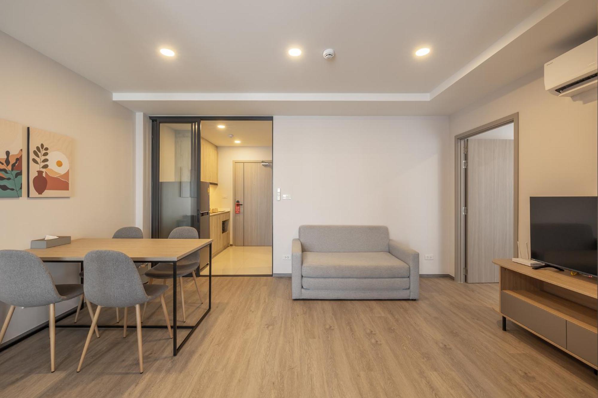 Salaya One Hotel & Service Apartment 외부 사진