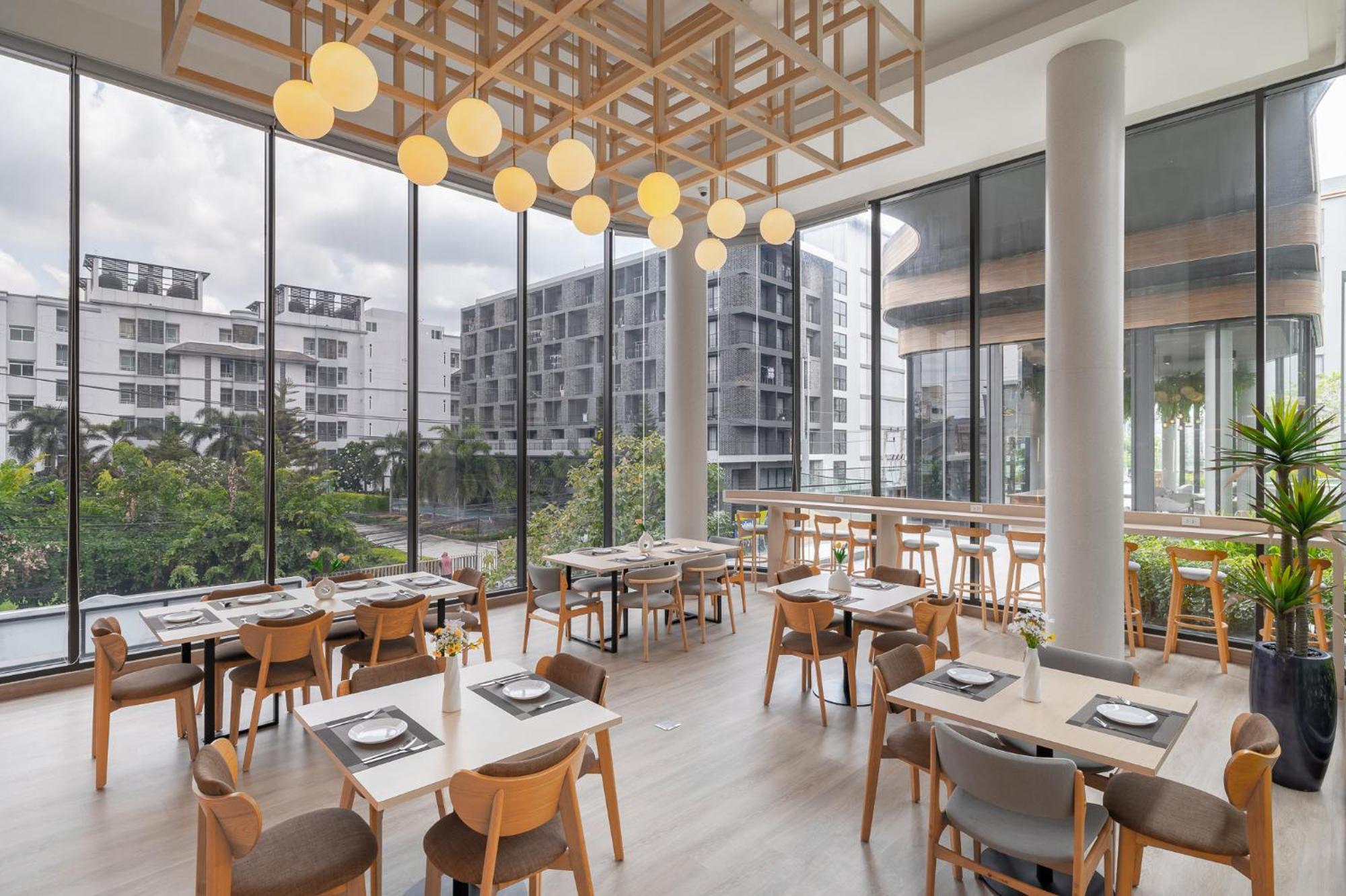 Salaya One Hotel & Service Apartment 외부 사진